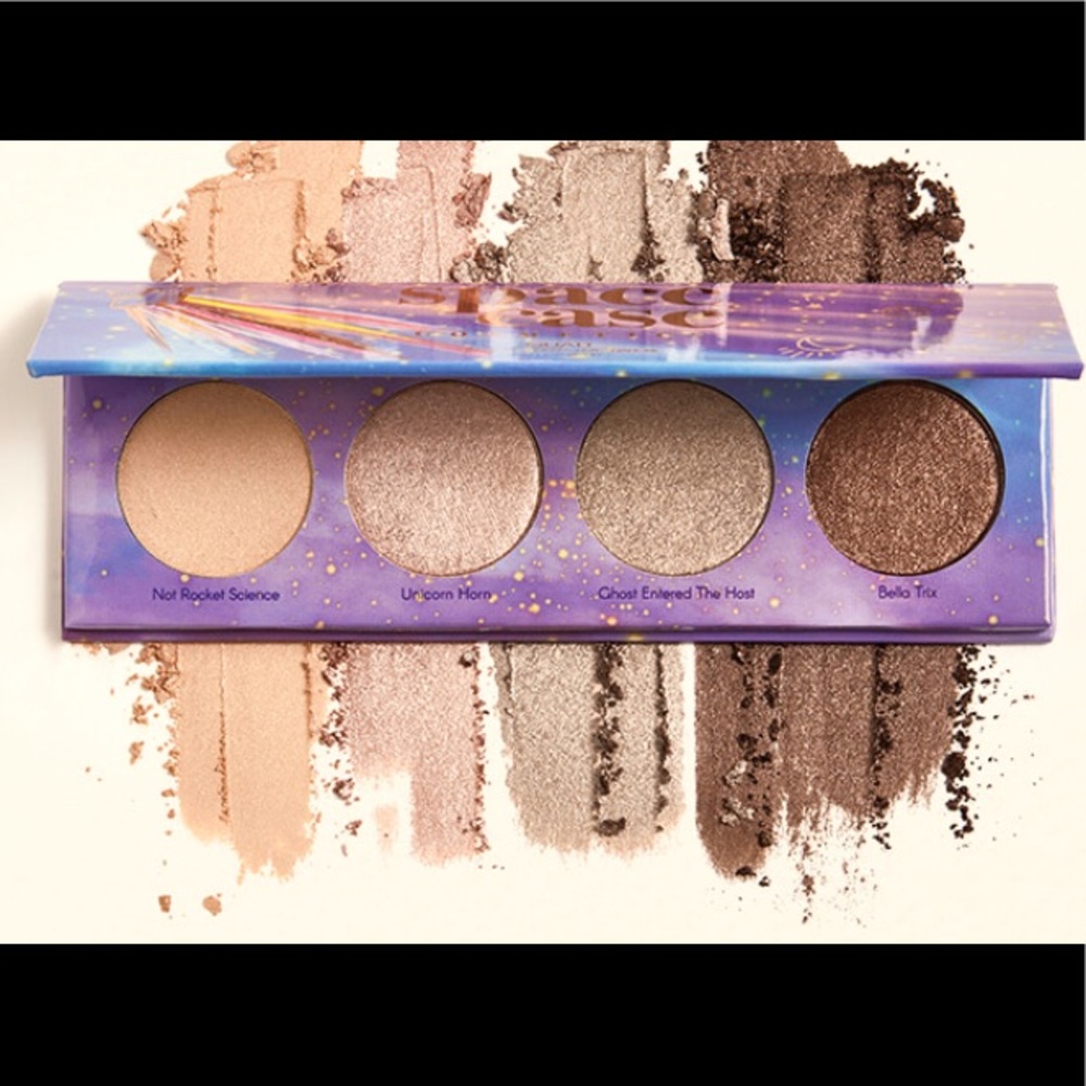 Space Case Quad Pallet